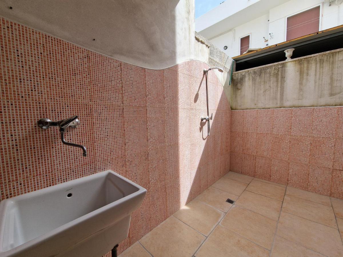 Trilocale Climatizzato Al Centro Di Torre San Giovanni エクステリア 写真